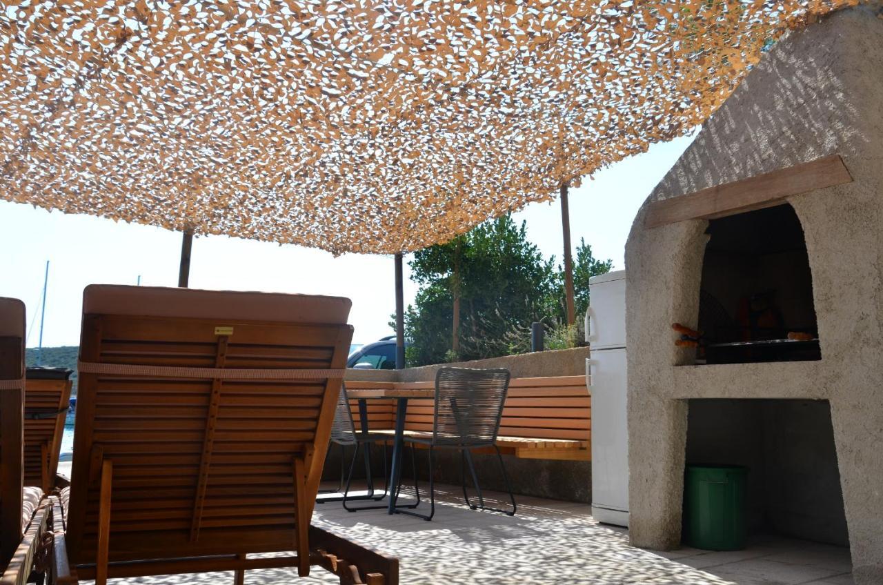 Martinšćica Apartments Martamare מראה חיצוני תמונה