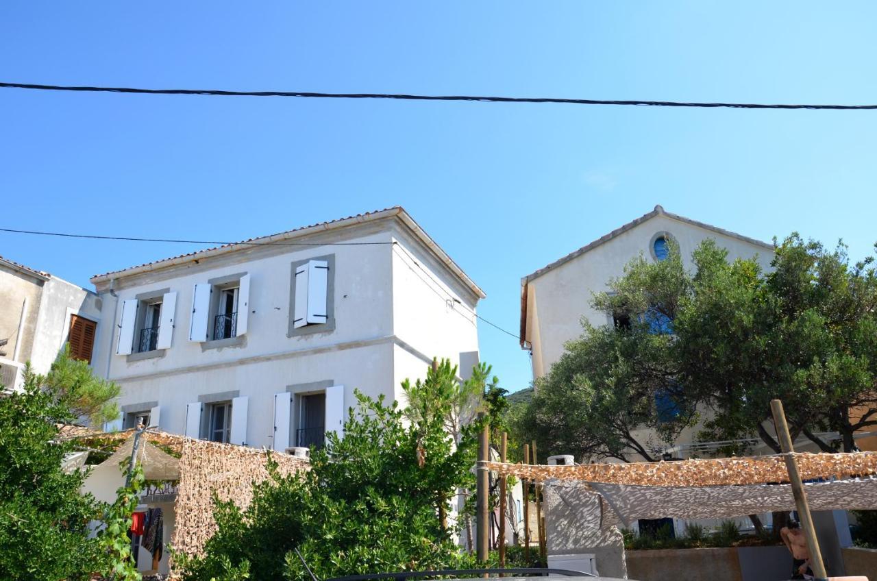 Martinšćica Apartments Martamare מראה חיצוני תמונה
